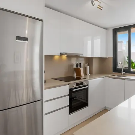 דירה Vivi Homes - Roli Pool, Terrace, Golf & *