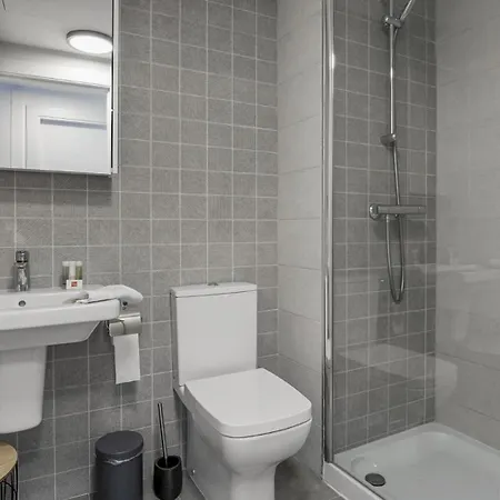 דירה Vivi Homes - Roli Pool, Terrace, Golf &