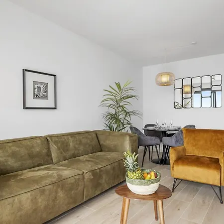 דירה Vivi Homes - Roli Pool, Terrace, Golf &