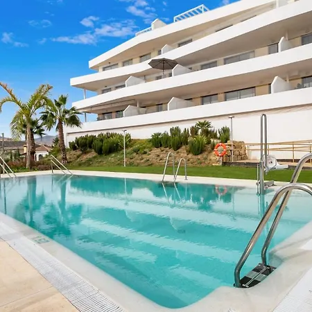 Appartement Vivi Homes - Roli Pool, Terrace, Golf & Estepona